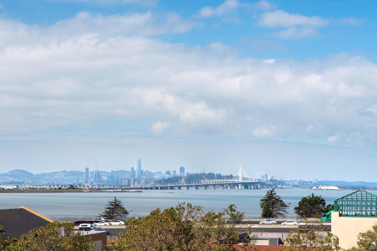 Four Points By Sheraton - San Francisco Bay Bridge Emeryville Exterior photo
